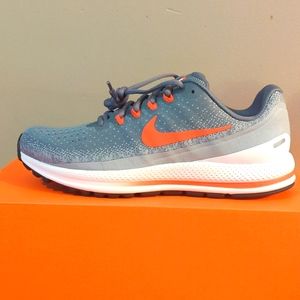 Nike Air Zoom Vomero Running Shoe Grey
